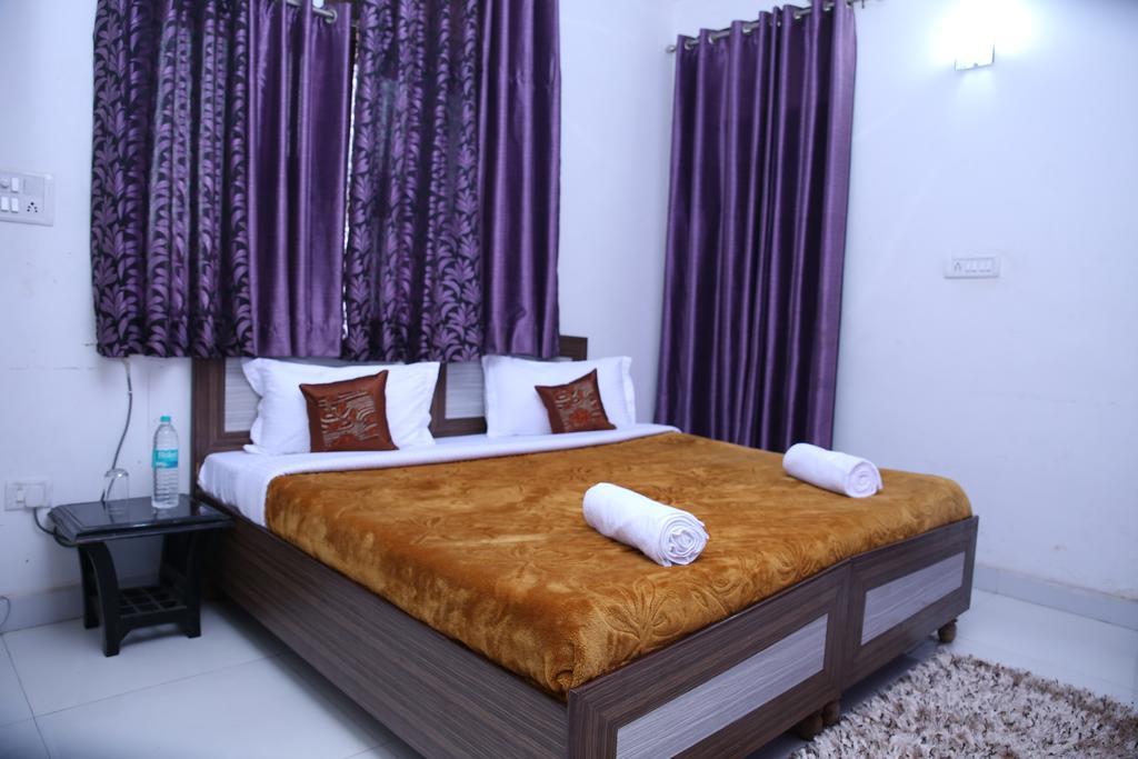 Hotel Airport Land Nueva Delhi Habitación foto